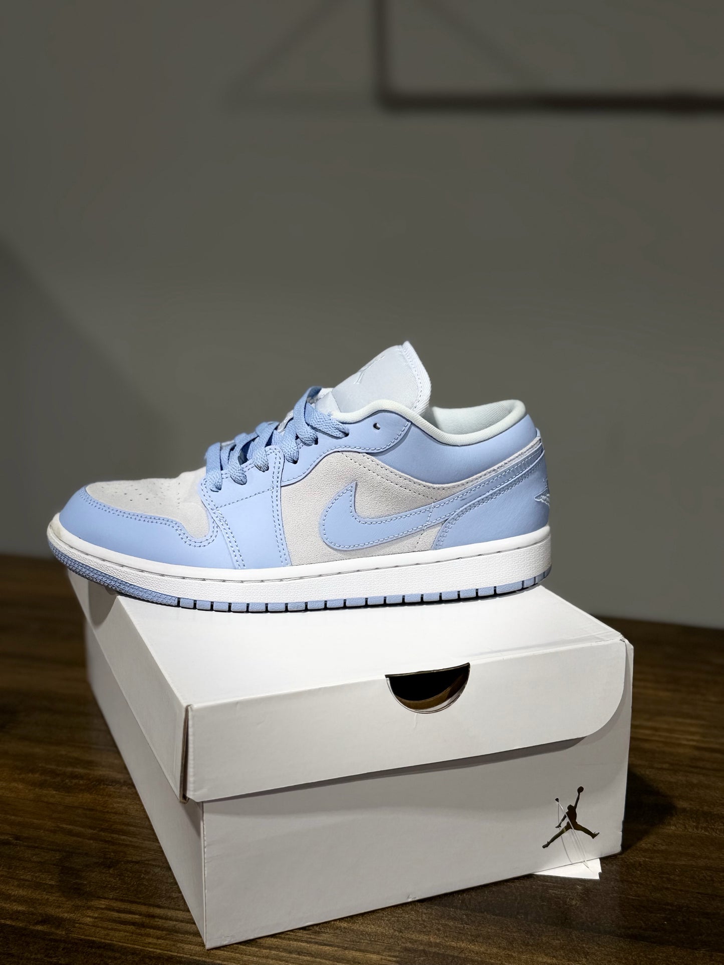 Nike Air Jordan- Sz 8.5