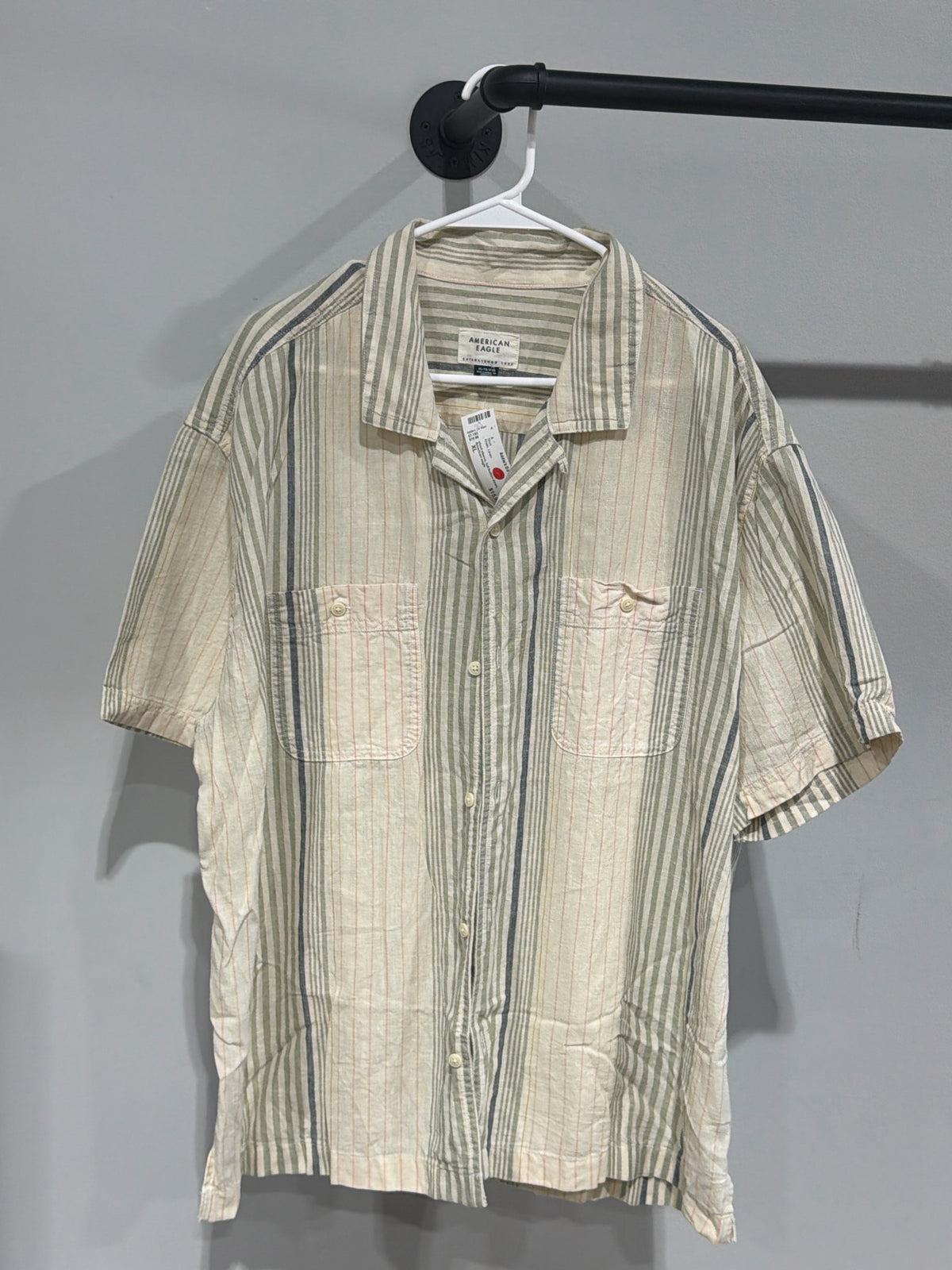 Size XL American eagle Shirt