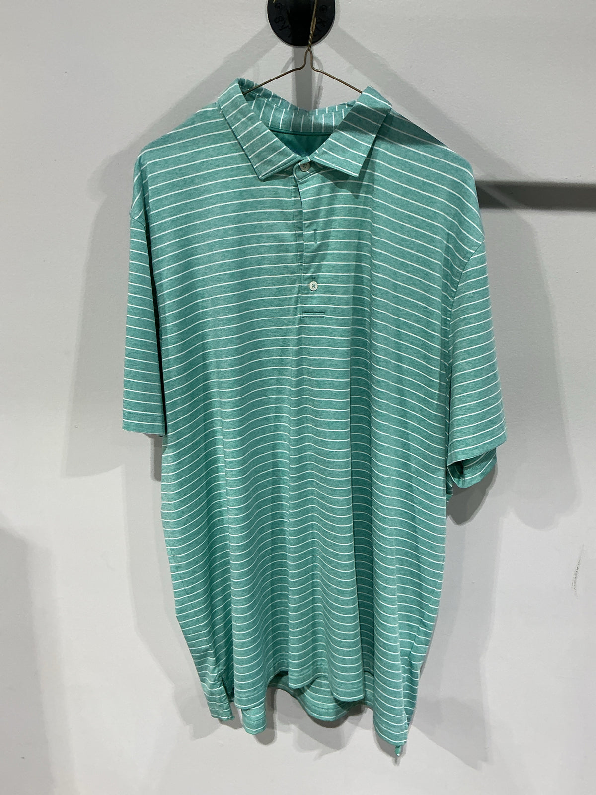Size XXL Johnnie O Shirt