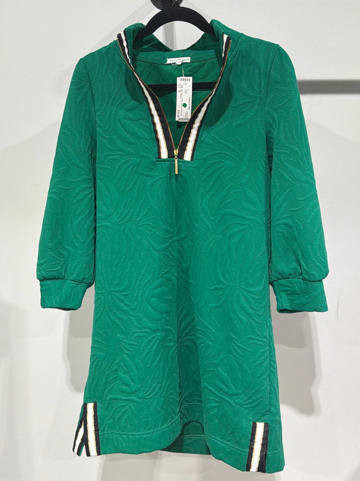 Size M Mary Square