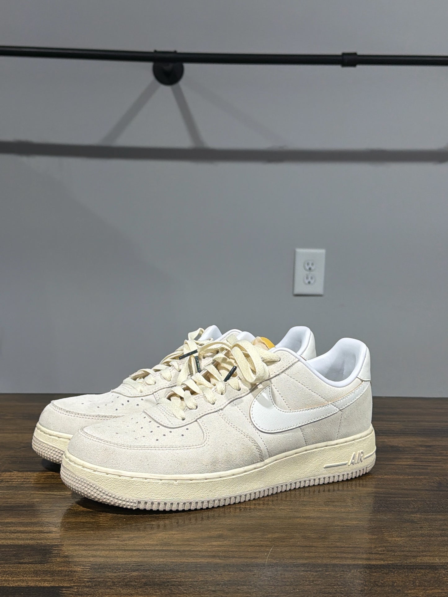 Nike - Sz 9.5