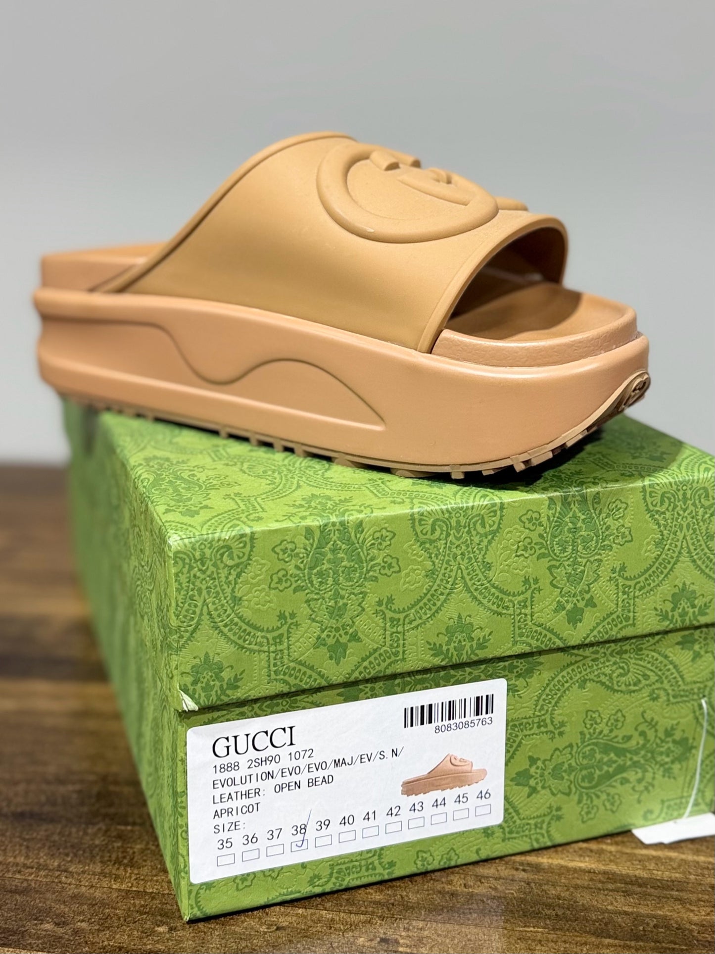GUCCI