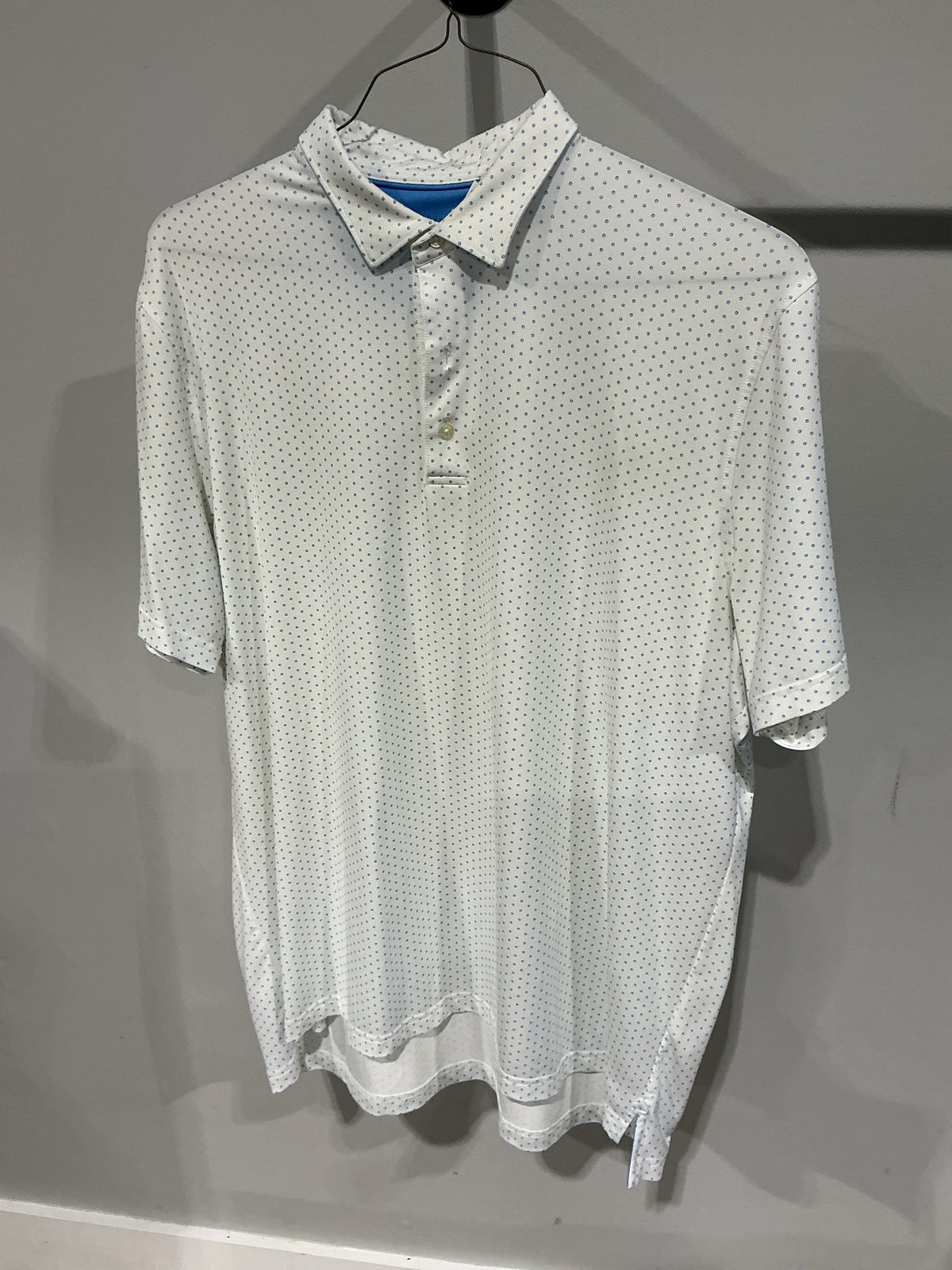 Size XXL Johnnie O Shirt