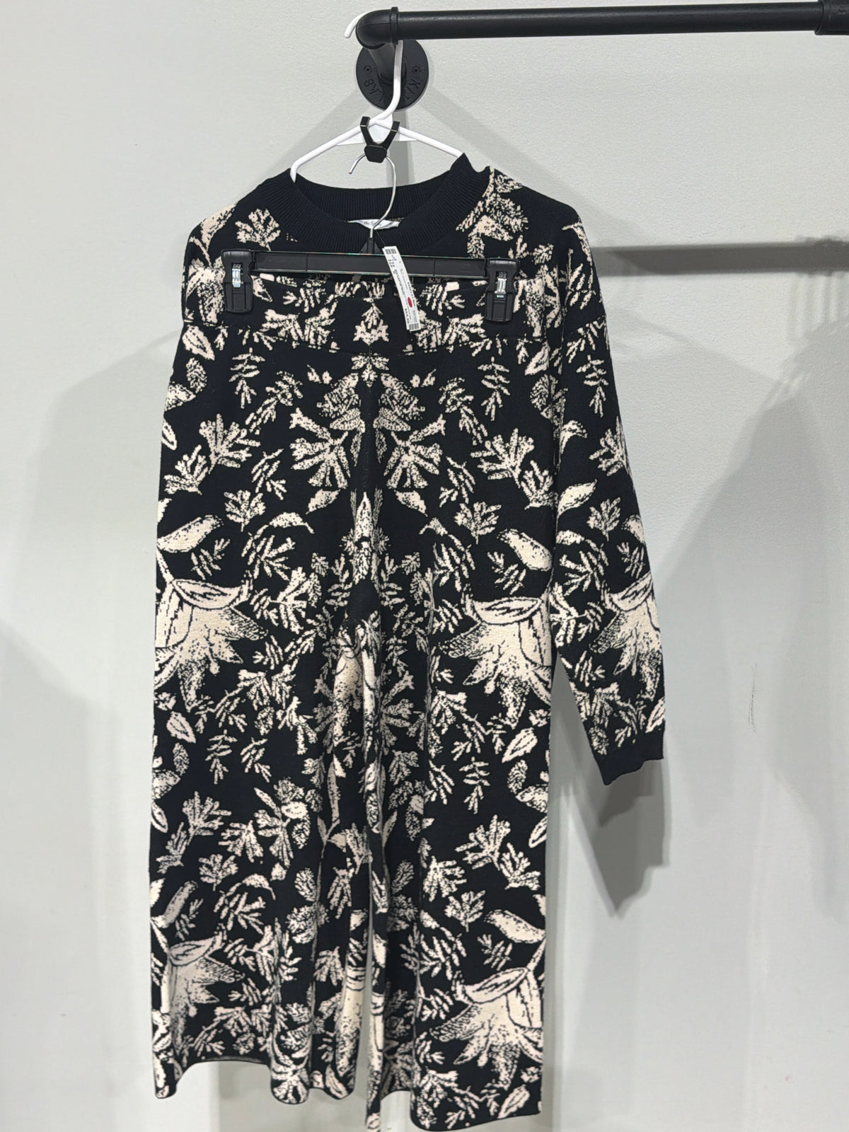 Size S SEE AND BE SEEN 2PC Ensemble
