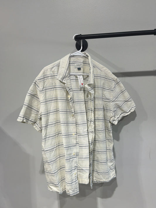 Size XL American eagle Shirt