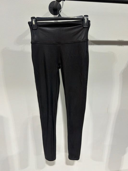 Size M SPANX Leggings