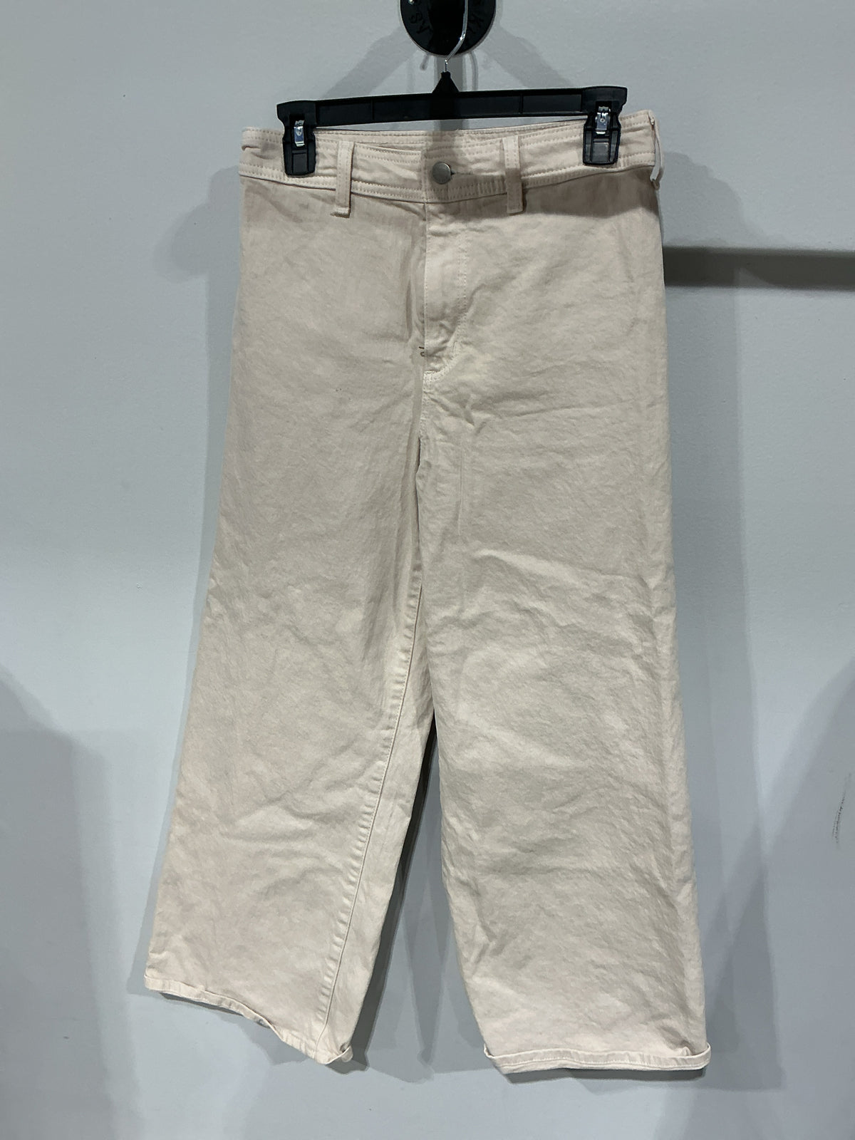 Size 6 Universal Threads Pants