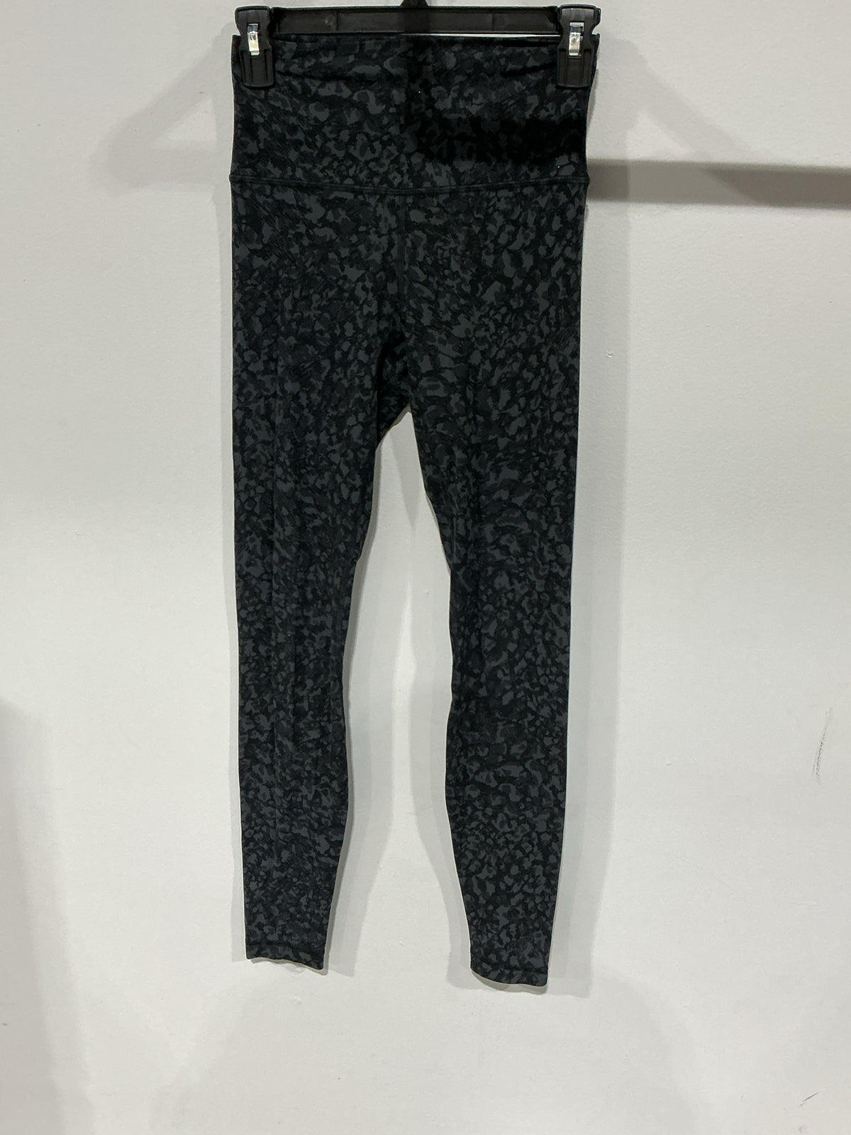 lululemon - Sz 4