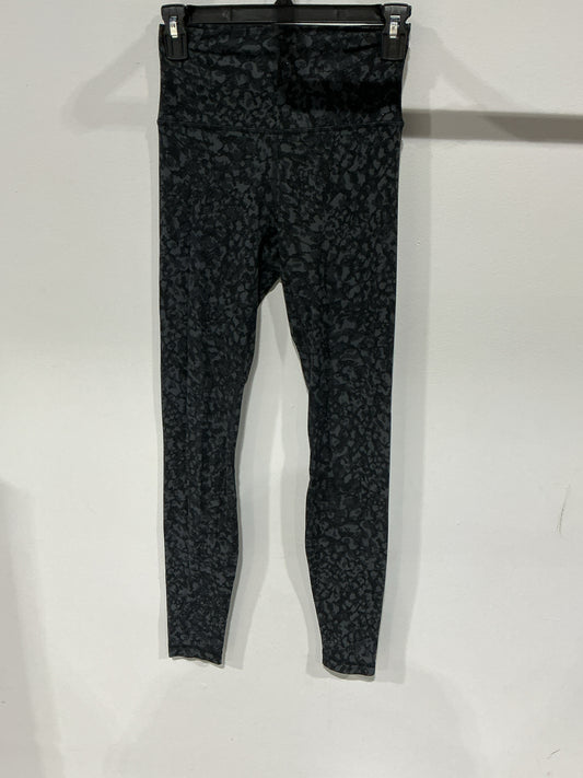 lululemon - Sz 4