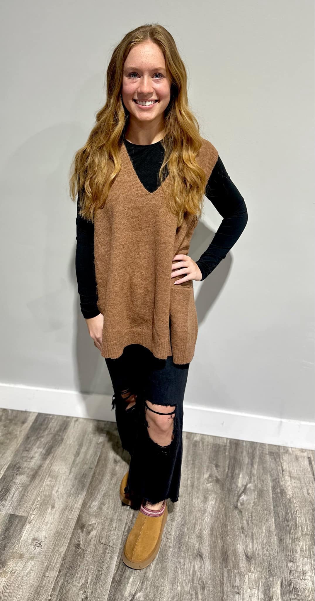 Oversized V-Neck Long Soft Sweater Vest W. Pockets