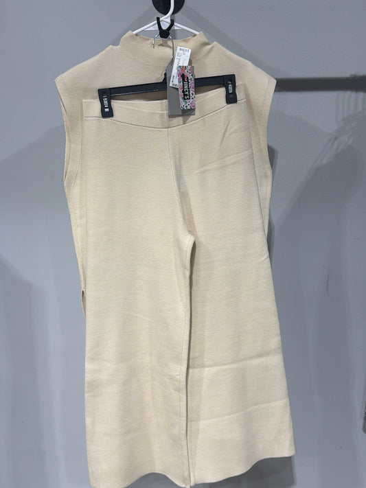 Size S SEE AND BE SEEN 2PC Ensemble