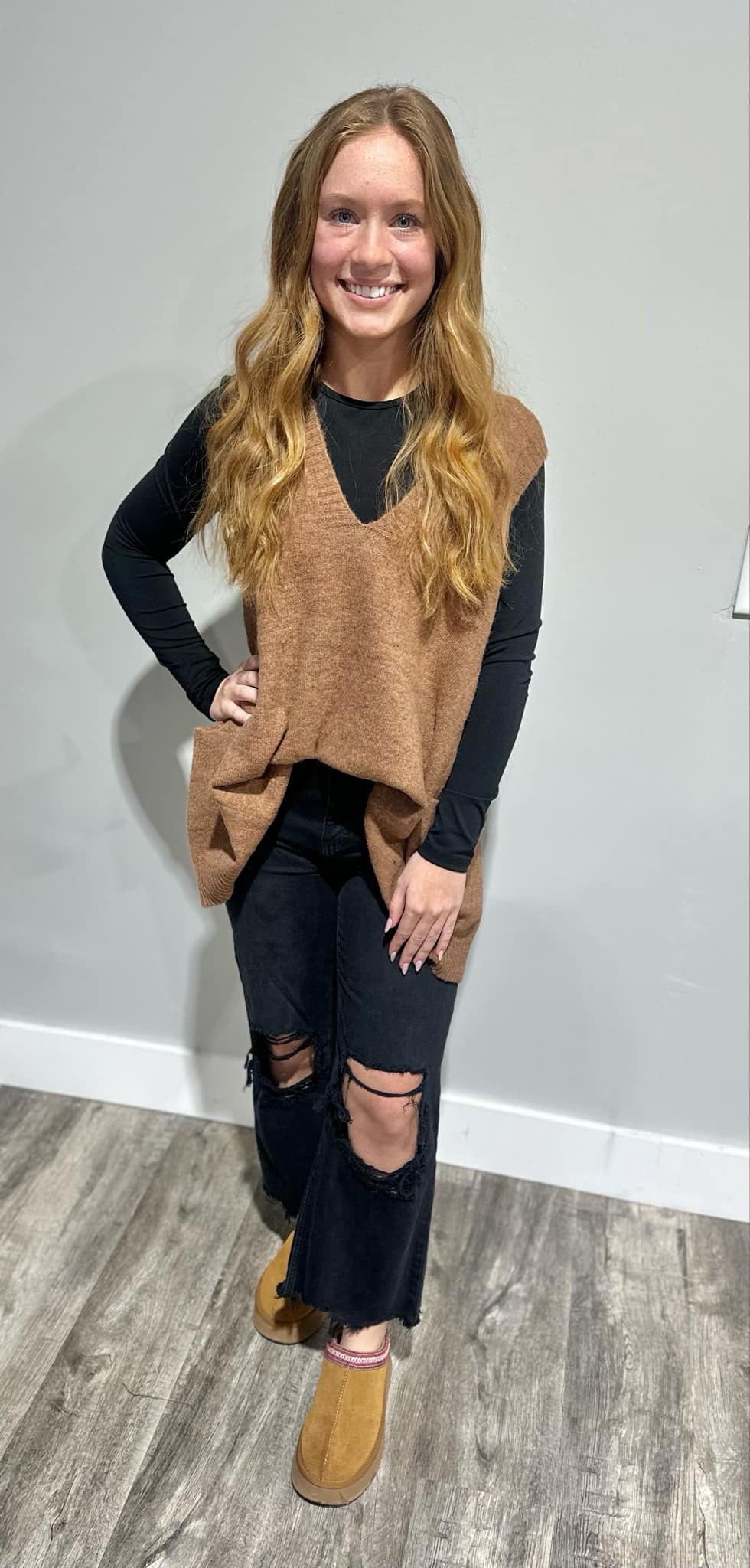 Oversized V-Neck Long Soft Sweater Vest W. Pockets